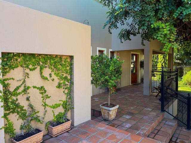 The Urn Guesthouse