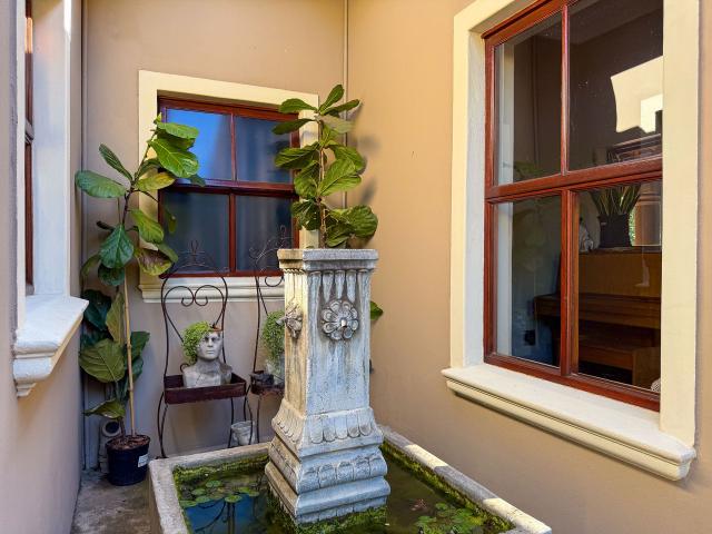 The Urn Guesthouse