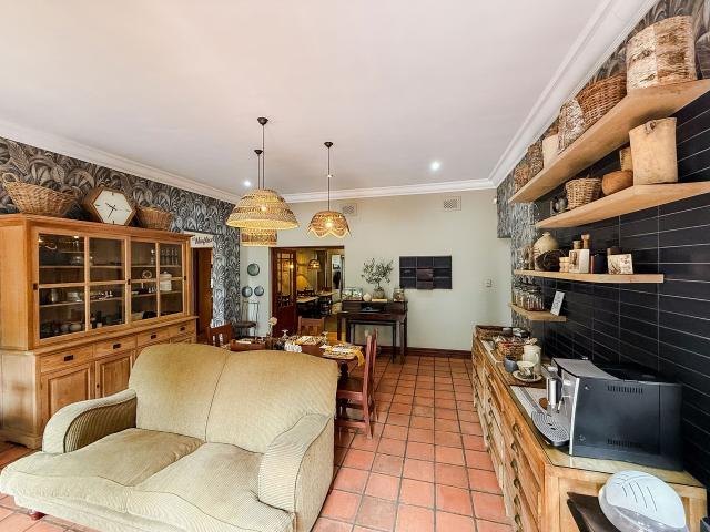 The Urn Guesthouse