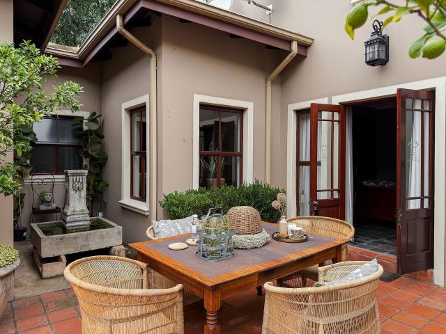 The Urn Guesthouse
