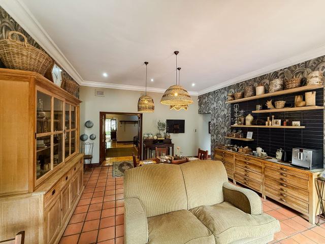 The Urn Guesthouse