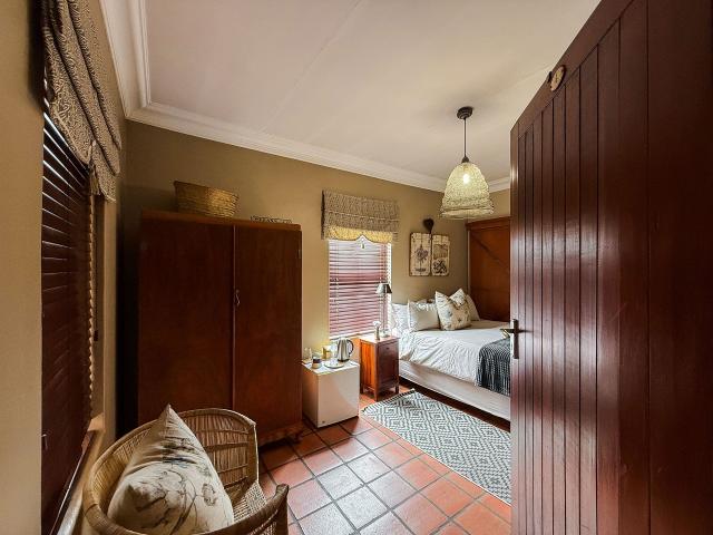 The Urn Guesthouse