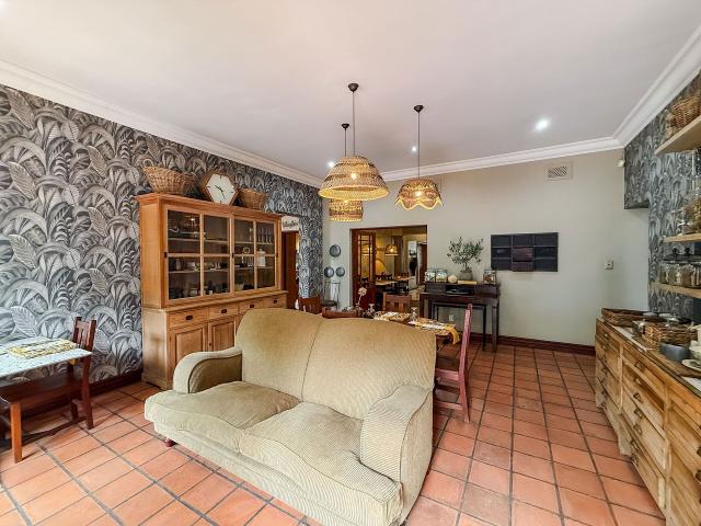 The Urn Guesthouse